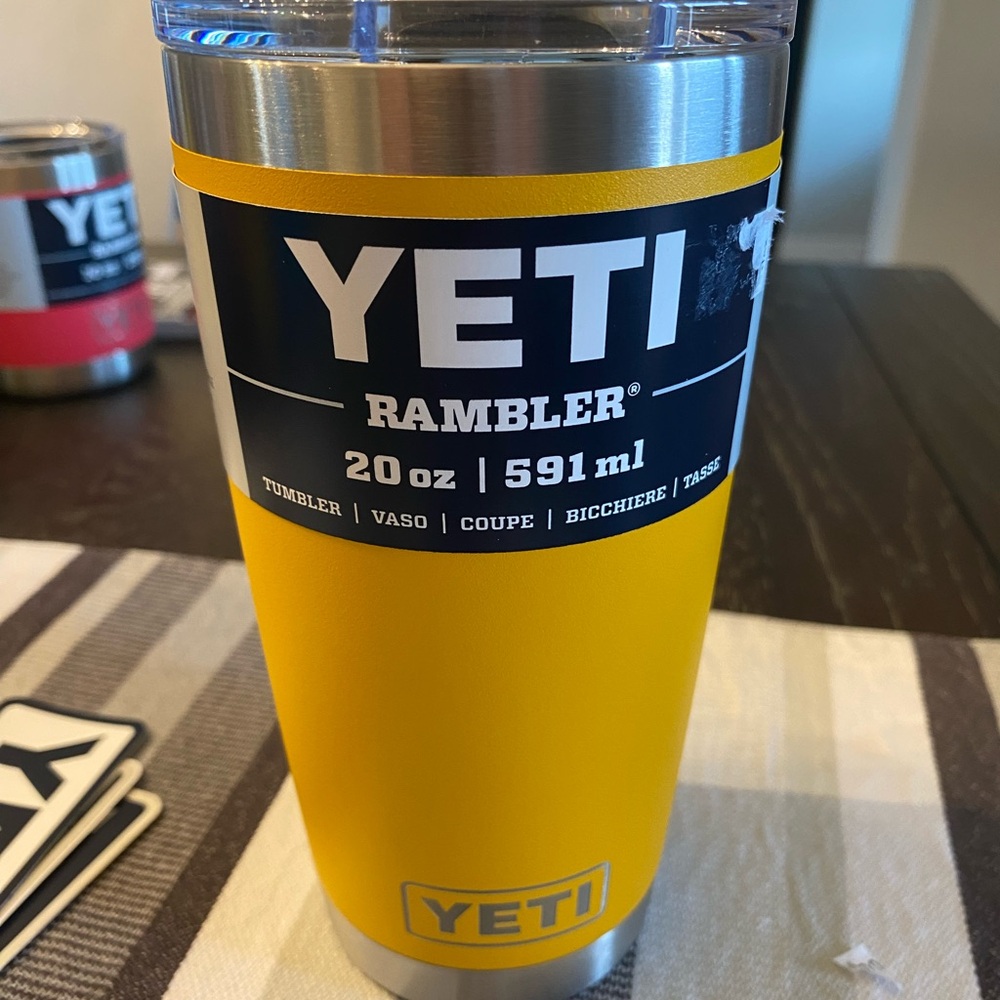 Yeti Alpine Yellow 20oz